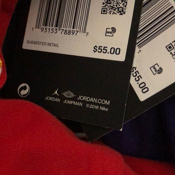 NWT Air Jordan Long Sleeve Thick Shirt w/ Designs - Picture 7 of 7